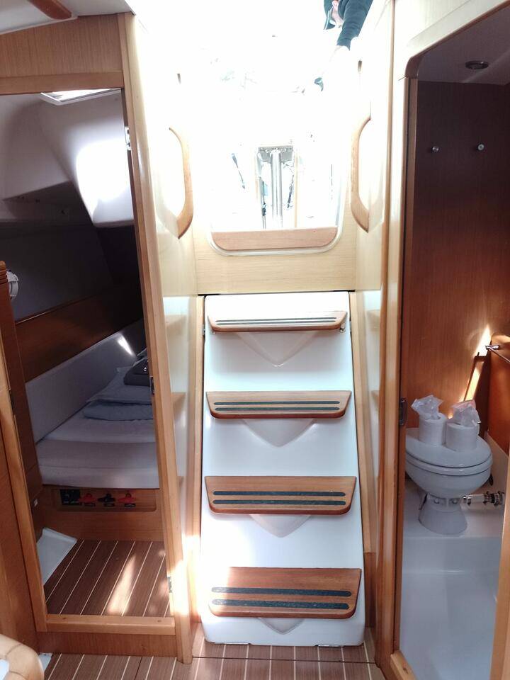 Sun Odyssey 33i min elli