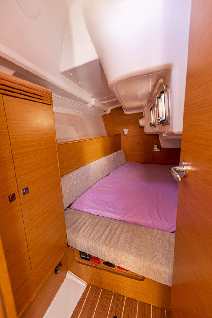 Sun Odyssey 33i Ribellina
