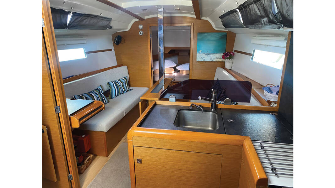 Sun Odyssey 349 Bliss