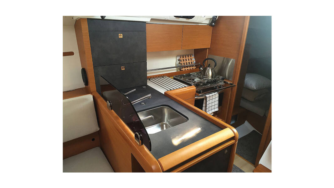 Sun Odyssey 349 Bliss