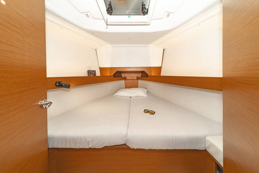 Sun Odyssey 349 Agios Nikolaos