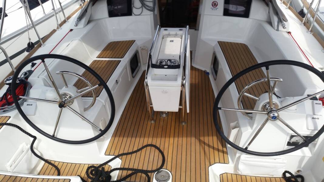 Sun Odyssey 379 Orion