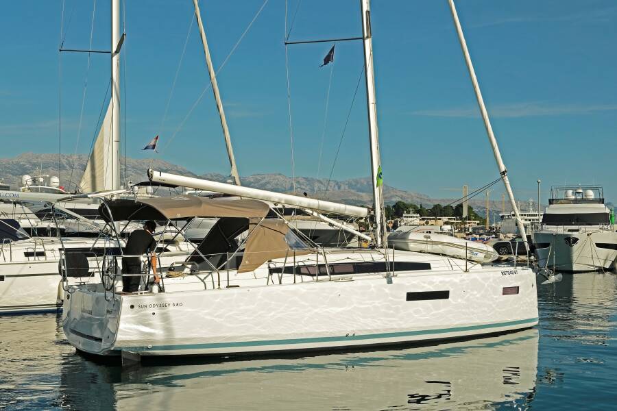 Sun Odyssey 380 Sea Kiss