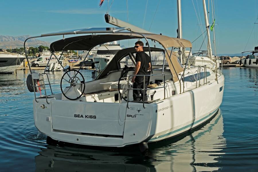 Sun Odyssey 380 Sea Kiss