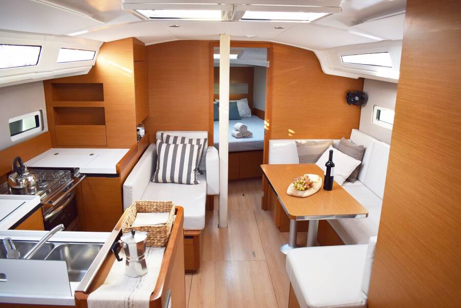 Sun Odyssey 410 Irene