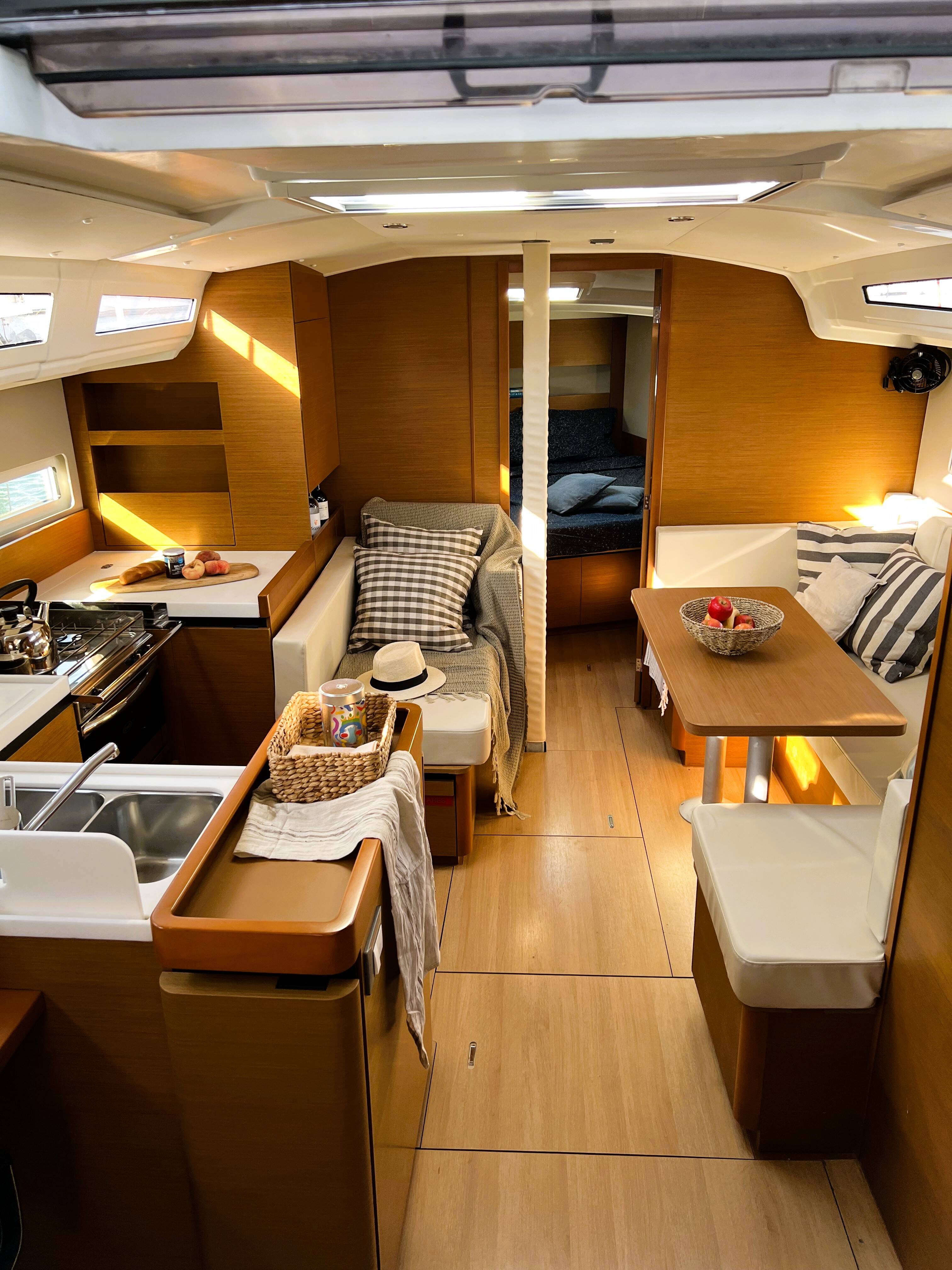 Sun Odyssey 410 Little Tony