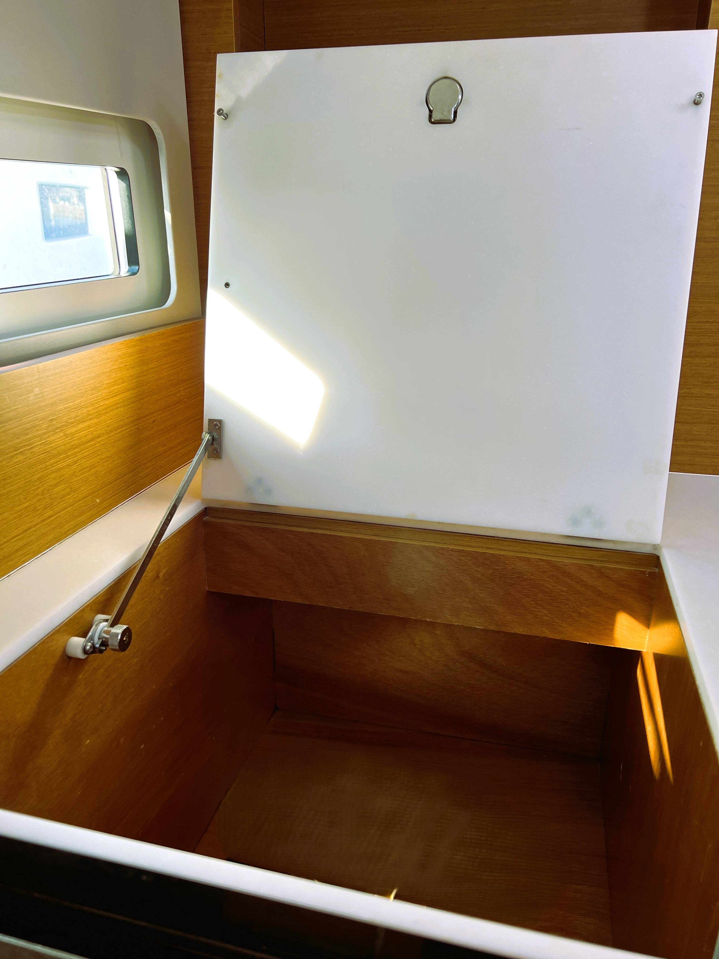 Sun Odyssey 410 Little Tony