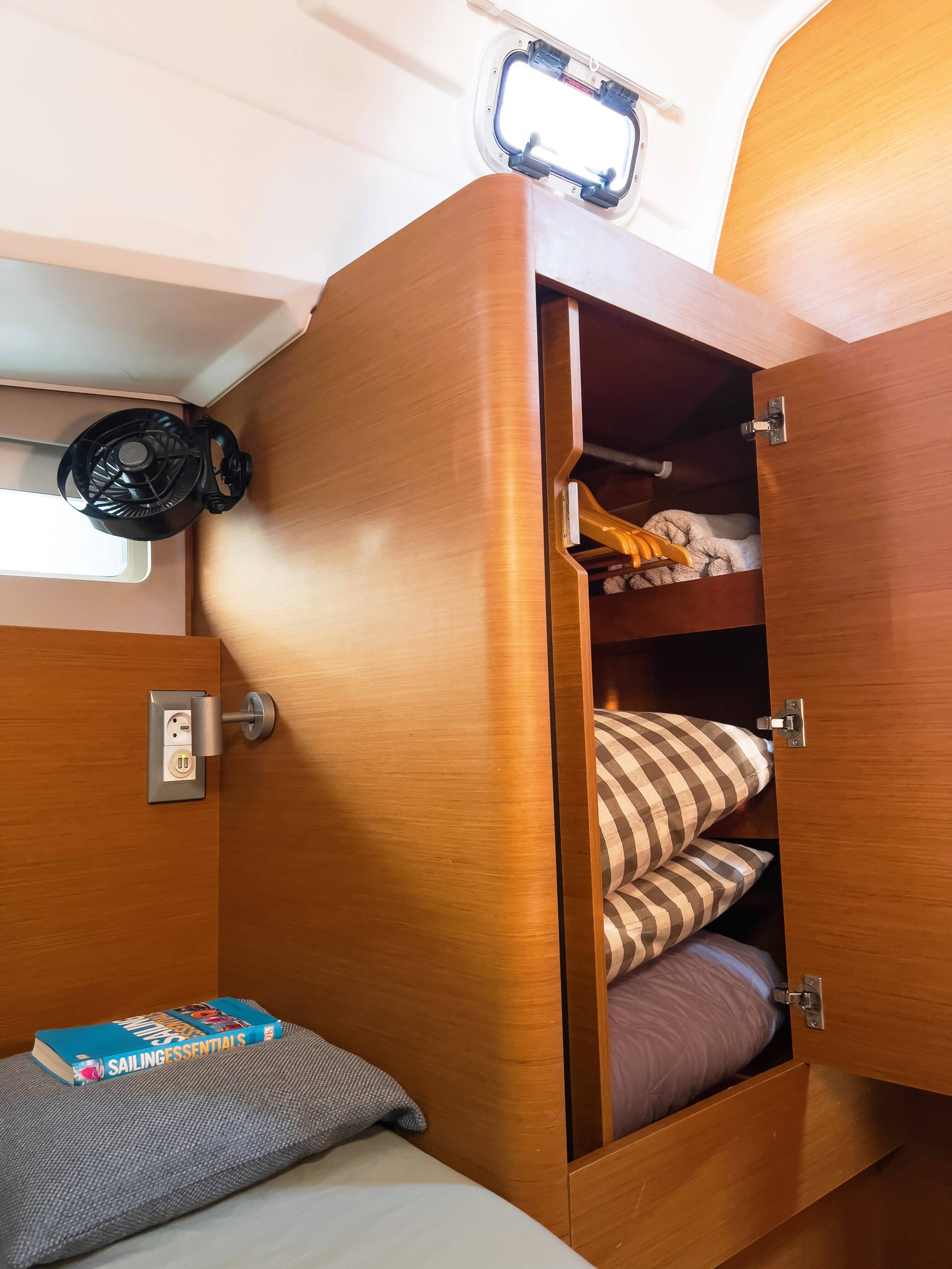 Sun Odyssey 410 Little Tony