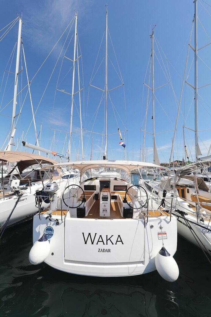 Sun Odyssey 440 Waka