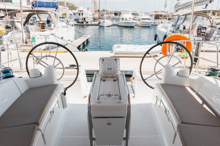Sun Odyssey 449 Winx