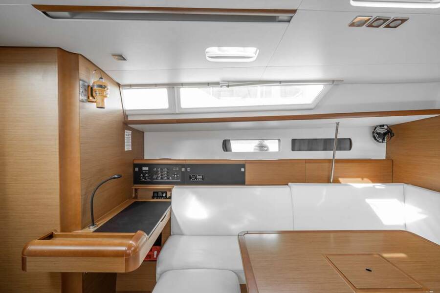 Sun Odyssey 479 Alpha