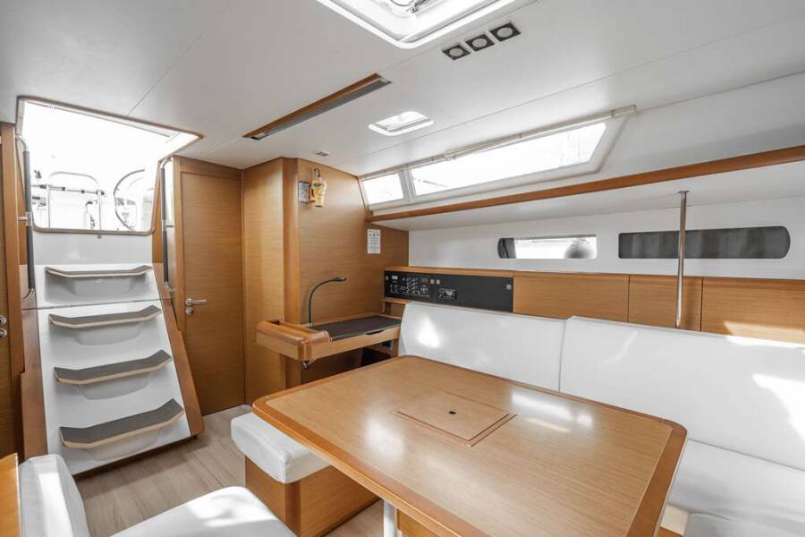 Sun Odyssey 479 Alpha