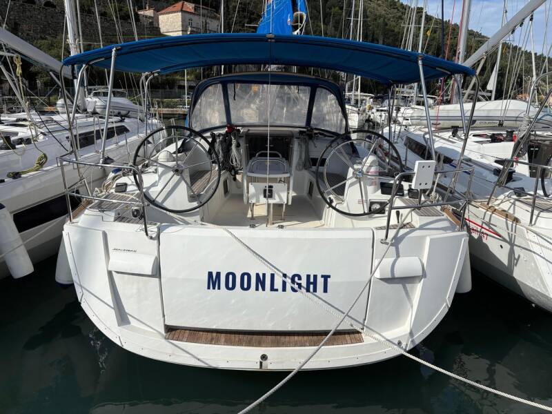 Sun Odyssey 479 Moonlight