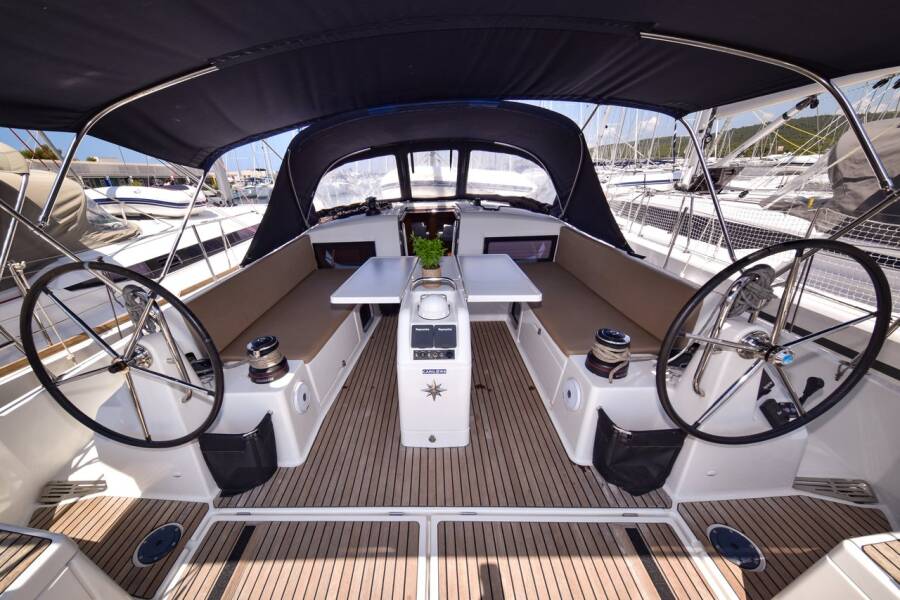 Sun Odyssey 490 