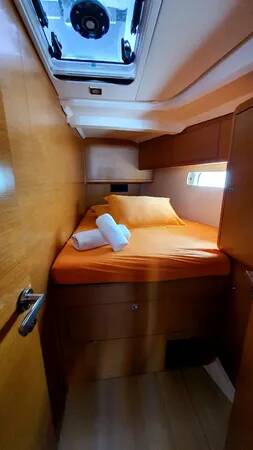 Sun Odyssey 519 Aquaholic